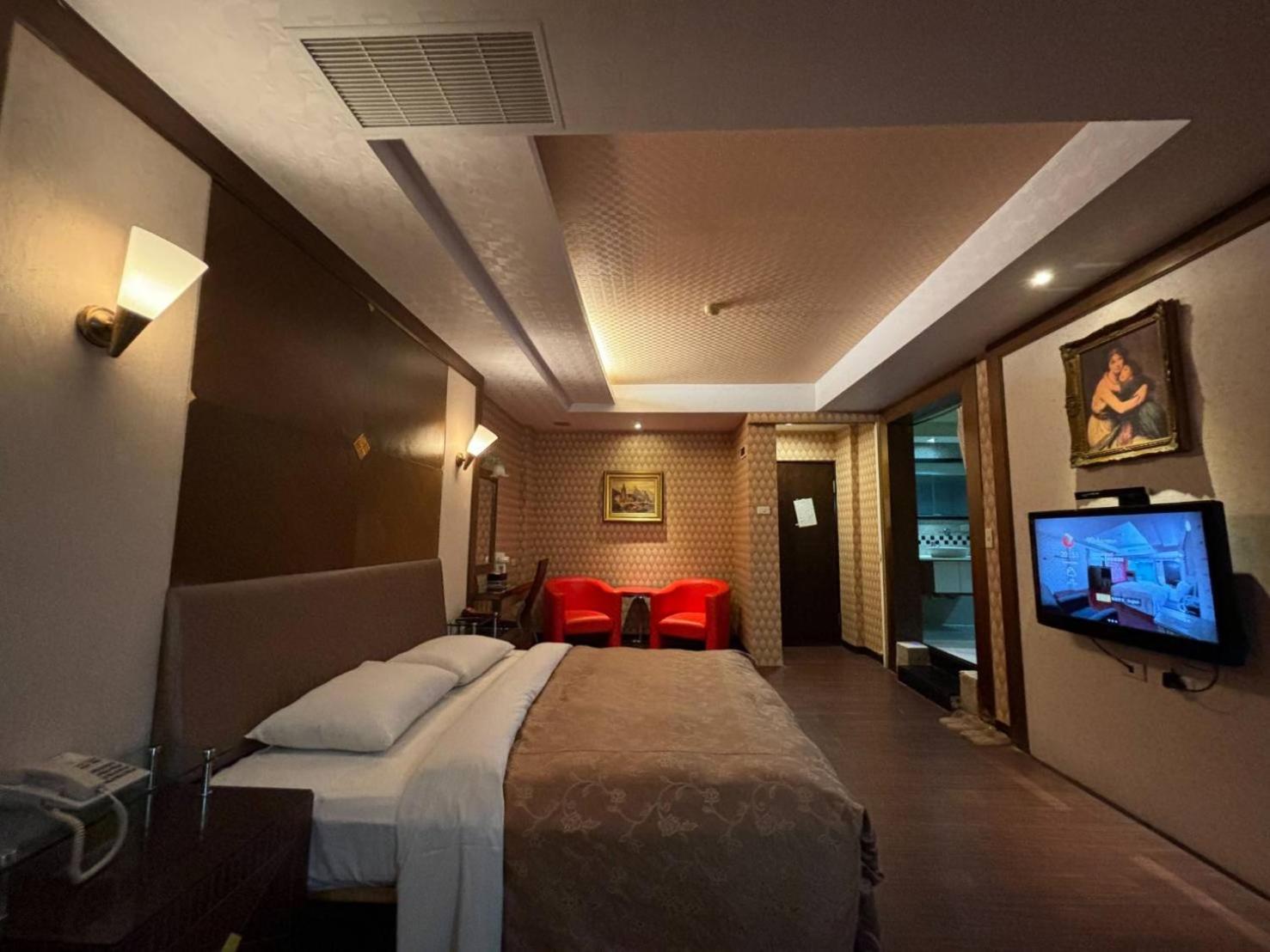 Hua Xiang Motel - Da Chang Гаосюн Екстер'єр фото